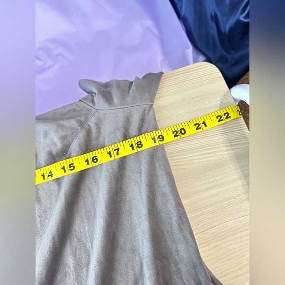 Kut from the Kloth Women’s Suede Drape Jacket Taupe Sz S - Picture 11 of 12